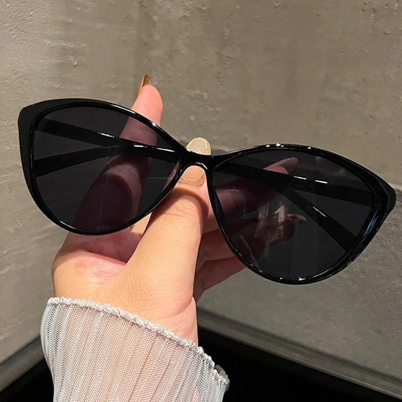 1Pc Retro Frame Cat Eye Sungla - Vintage Fashion Streetwear review and price